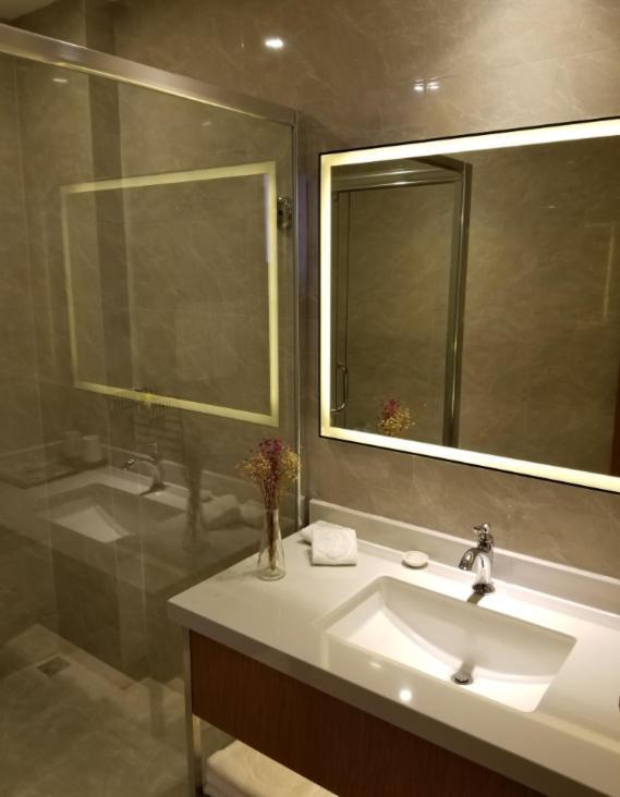 Linjiang International Cruise Hotel Baoyang Road Xangai Exterior foto